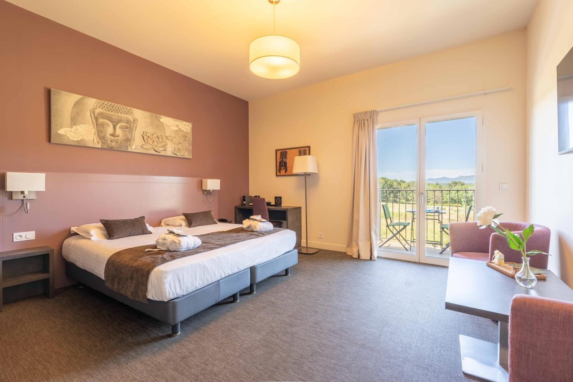 Mercure Aix-En-Provence Sainte-Victoire Chateauneuf-le-Rouge ภายนอก รูปภาพ