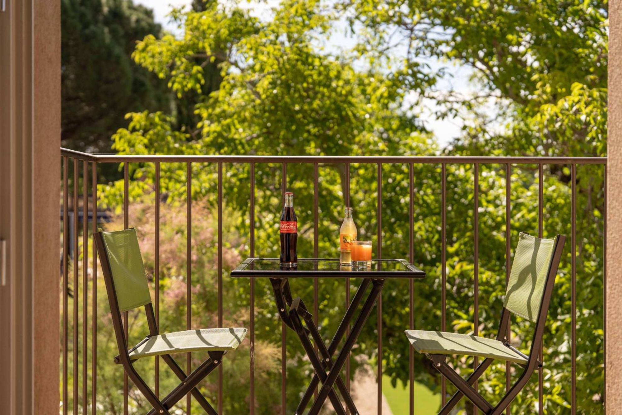 Mercure Aix-En-Provence Sainte-Victoire Chateauneuf-le-Rouge ภายนอก รูปภาพ